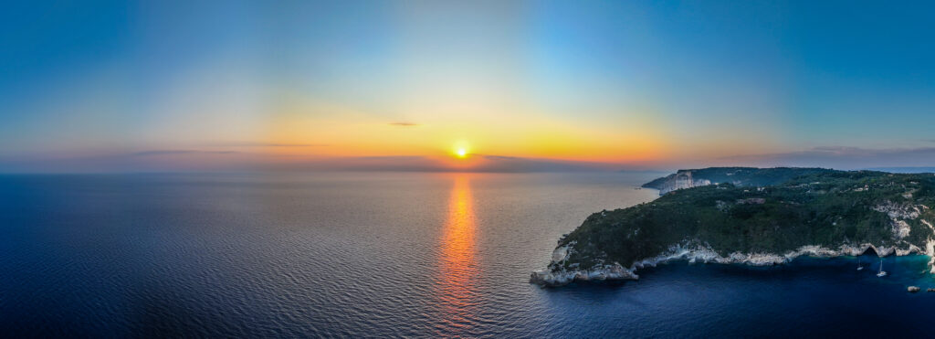 Paxos tijdens Golden Hour